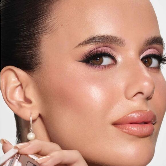 Anastasia Beverly Hills Sugar Mini Eyeshadow Palette - Picture 8 of 11